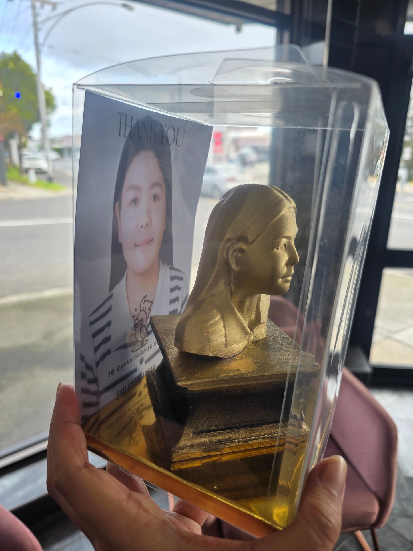 Collection : Made to order Statue from your photo.